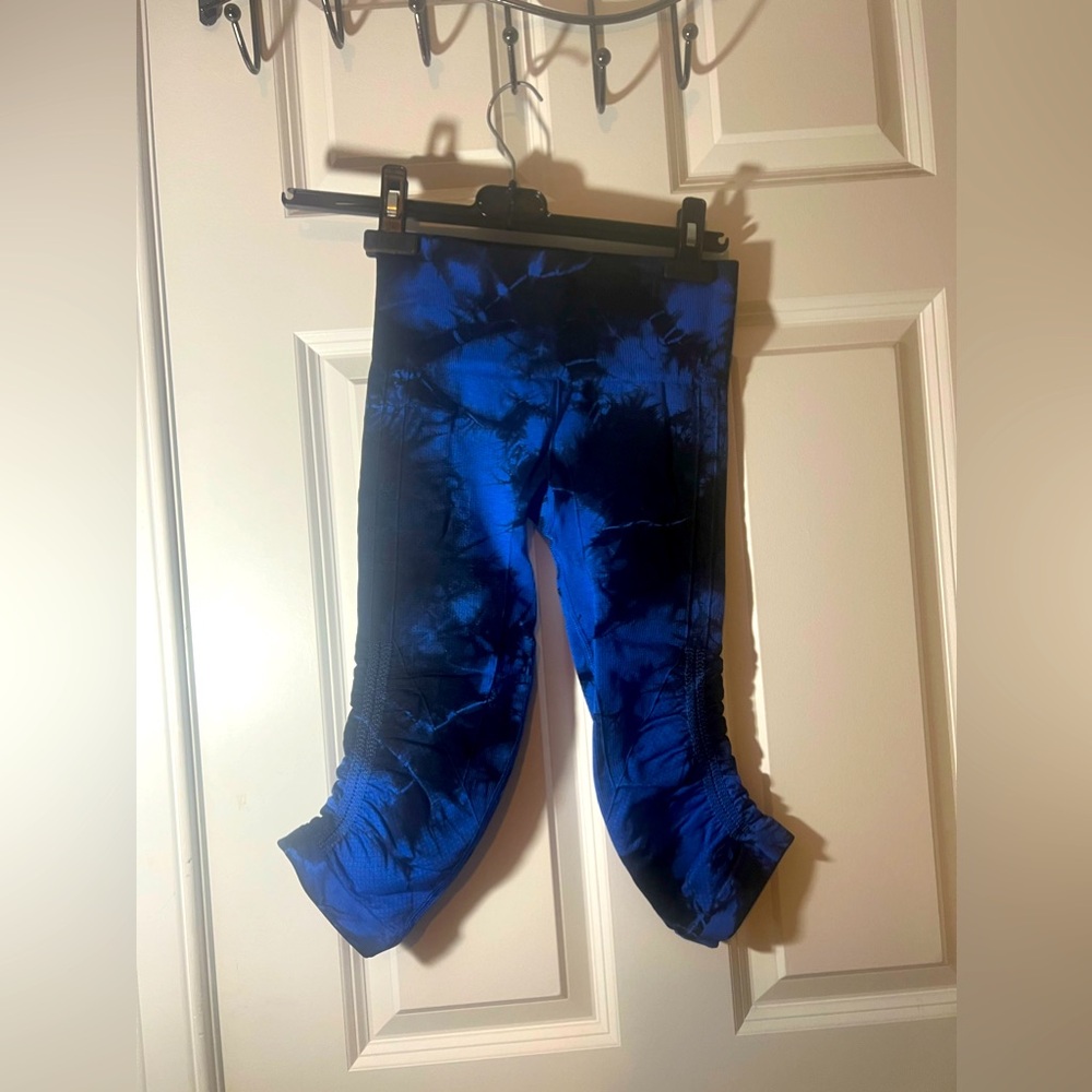 Lululemon cropped leggings size 2
